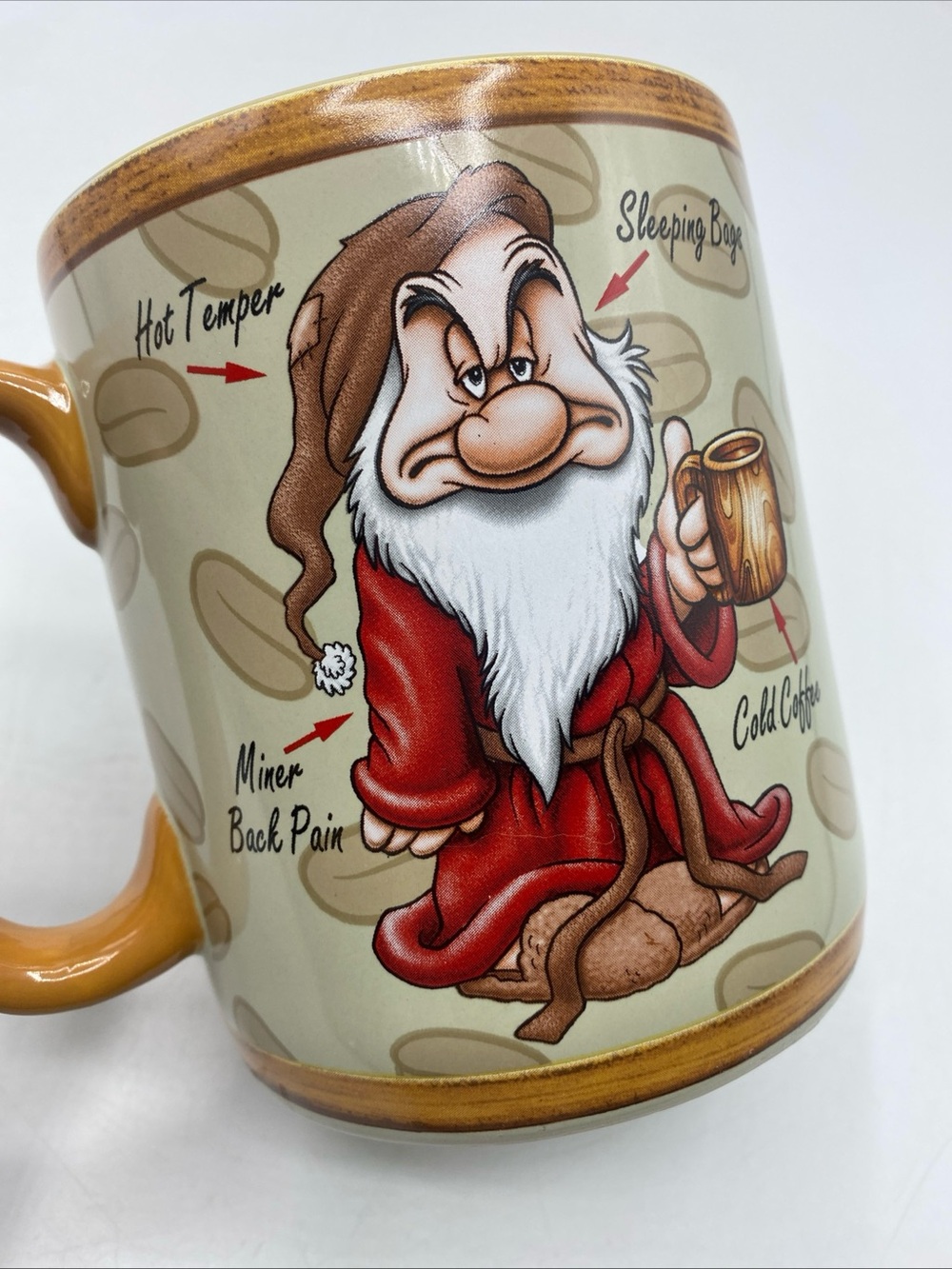 Disney WAKE UP GRUMPY Snow White The 7 Dwarfs Extra Large 26oz Coffee Cup Mug 5 - Picture 5 of 7